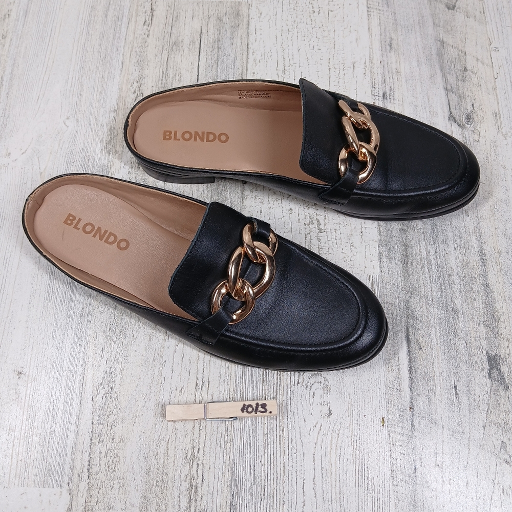 Blondo Bryce Women's Black Leather Mules with Gold Chain #1013 - Picture 11 of 11